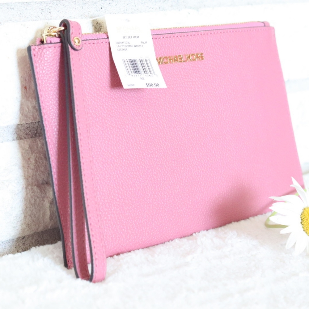 Pink Michael Kors clutch - Picture 3 of 6